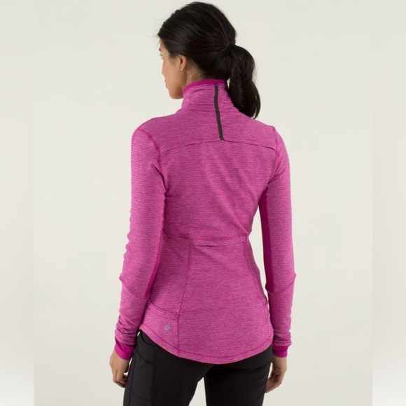 Lululemon Base Runner 1/2 Zip
Mini Check Pique Raspberry / Raspberry - Picture 2 of 14